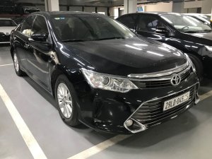 Toyota Camry   2.0E  2016 - Bán ô tô Toyota Camry 2.0E sản xuất năm 2016, màu đen