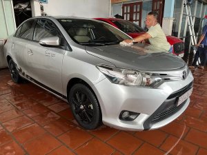 Toyota Vios 1.5E MT 2017 - Bán ô tô Toyota Vios 1.5E MT sản xuất 2017, màu bạc