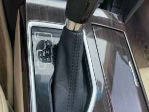 Toyota Camry 2.0E 2018 - Bán Toyota Camry 2.0E sản xuất 2018, màu đen, 779 triệu