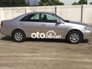 Toyota Camry 2.4G 2002 - Bán xe Toyota Camry 2.4G năm sản xuất 2002, xe nhập, 240tr