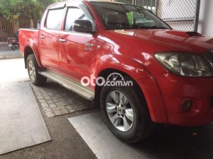 Toyota Hilux 3.0G 4x4 MT 2010 - Bán xe Toyota Hilux 3.0G 4x4 MT năm 2010, màu đỏ, nhập khẩu nguyên chiếc