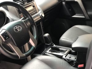 Toyota Land Cruiser 2012 - Cần bán xe Toyota Land Cruiser Prado TXL sản xuất 2012, màu đen, xe zin nguyên bản tuyệt đối, bao check hãng toàn quốc