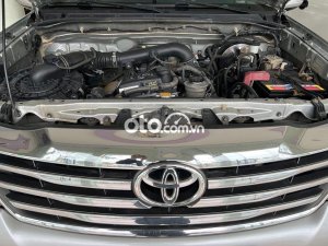 Toyota Fortuner V 2015 - Bán Toyota Fortuner V năm sản xuất 2015, màu bạc