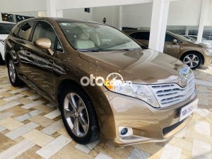 Toyota Venza 2009 - Bán Toyota Venza 3.5 AWD AT sản xuất 2009, màu nâu, xe nhập còn mới