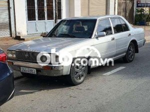 Toyota Crown 2.2MT 1993 - Cần bán xe Toyota Crown 2.2MT sản xuất 1993, màu bạc, nhập khẩu