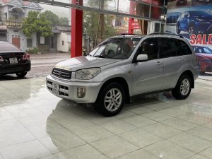 Toyota RAV4 2002 - Bán xe Toyota RAV4 AT năm 2002, màu bạc, nhập khẩu nguyên chiếc Nhật Bản, xe tư nhân chính chủ bán, xe rất đẹp giá cạnh tranh