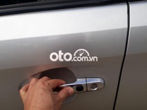 Toyota Yaris 2014 - Bán xe Toyota Yaris 1.5G năm sản xuất 2014, màu bạc, nhập khẩu 