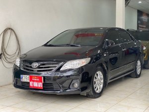Toyota Corolla 2011 - Cần bán gấp Toyota Corolla sản xuất năm 2011, màu đen, xe nhập