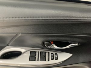 Toyota Yaris 1.5G CVT 2017 - Bán xe Toyota Yaris 1.5G CVT sản xuất 2017