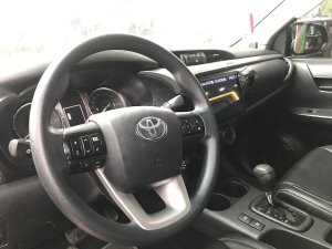 Toyota Hilux   2.4E 4x2 AT   2020 - Bán xe Toyota Hilux 2.4E 4x2 AT sản xuất 2020, màu xám, xe nhập chính chủ, giá 688tr
