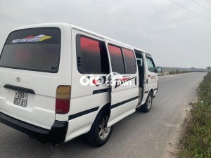 Toyota Hiace    6 chỗ bán tải 2003 - Bán xe Toyota Hiace MT 6 chỗ bán tải sản xuất năm 2003, màu trắng, giá cạnh tranh