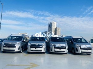 Toyota Hiace 2021 - Bán Toyota Hiace sản xuất 2021, màu bạc, nhập khẩu nguyên chiếc