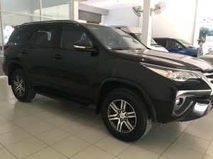 Toyota Fortuner 2017 - Bán Toyota Fortuner năm 2017 máy dầu