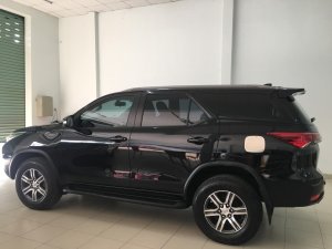 Toyota Fortuner 2017 - Bán Toyota Fortuner năm 2017 máy dầu