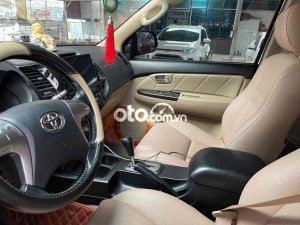 Toyota Fortuner 2014 - Cần bán lại xe Toyota Fortuner sản xuất 2014, màu trắng còn mới, 560tr