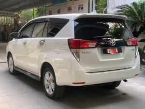 Toyota Innova 2020 - Bán Toyota Innova 2.0V sản xuất 2020, màu trắng