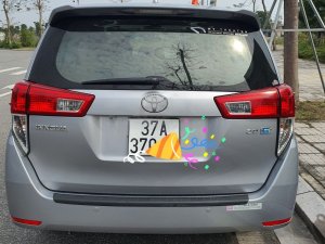Toyota Innova 2016 - Bán Toyota Innova 2.0E sản xuất 2016, màu bạc