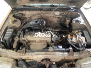 Toyota Corona 1989 - Bán Toyota Corona sản xuất 1989, màu vàng, xe nhập số sàn, giá 35tr