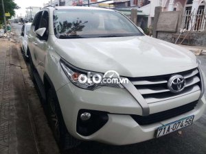 Toyota Fortuner 2017 - Bán Toyota Fortuner 2.4MT 4x2 năm sản xuất 2017, xe nhập như mới, 800tr