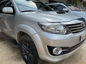 Toyota Fortuner 2016 - Xe Toyota Fortuner 2.5G 4x2MT năm 2016, màu bạc số sàn