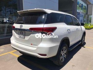 Toyota Fortuner 2020 - Cần bán xe Toyota Fortuner 2.4G 4x2AT năm sản xuất 2020, màu trắng số tự động