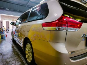 Toyota Sienna 2010 - Bán ô tô Toyota Sienna Limited sx 2010 đi đúng 51.499km