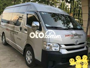 Toyota Hiace 2014 - Bán xe Toyota Hiace 3.0MT năm 2014, màu bạc, nhập khẩu nguyên chiếc số sàn