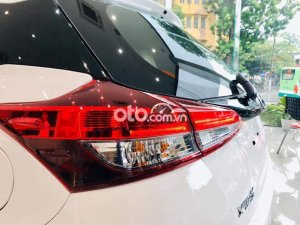 Toyota Yaris 2022 - Cần bán Toyota Yaris 1.5G CVT sản xuất 2022, màu trắng, xe nhập, 648tr