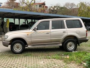 Toyota Land Cruiser 1997 - Bán ô tô Toyota Land Cruiser năm 1997, xe nhập số sàn, giá tốt