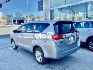 Toyota Innova 2018 - Màu bạc