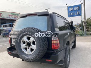 Toyota Land Cruiser 2000 - Cần bán lại xe Toyota Land Cruiser sản xuất 2000, màu đen còn mới
