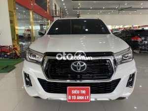 Toyota Hilux 2020 - Màu trắng, nhập khẩu, số tự động