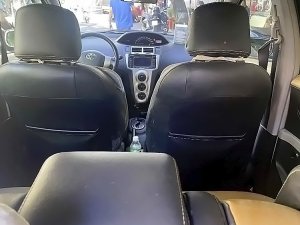 Toyota Yaris 2009 - Màu đen, xe nhập