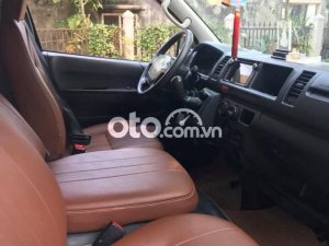 Toyota Hiace 2014 - Bán xe Toyota Hiace 3.0MT năm 2014, màu bạc, nhập khẩu nguyên chiếc số sàn