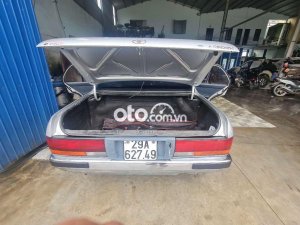 Toyota Crown 1993 - Màu xám, nhập khẩu nguyên chiếc