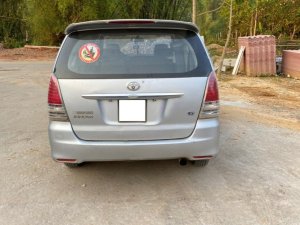 Toyota Innova 2009 - Cần bán xe Toyota Innova G sản xuất năm 2009, màu bạc, giá chỉ 195 triệu
