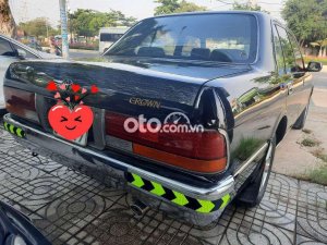 Toyota Crown 1997 - Màu đen, xe nhập, 140 triệu