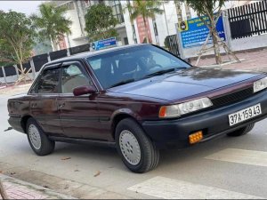 Toyota Camry 1985 - Màu đỏ số tự động, 58 triệu