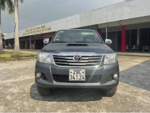 Toyota Hilux 2014 - Màu xám, nhập khẩu số sàn, giá 485tr