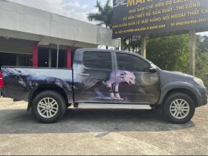 Toyota Hilux 2014 - Màu xám, nhập khẩu số sàn, giá 485tr