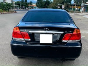 Toyota Camry 2005 - Màu đen số sàn