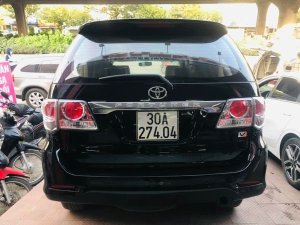 Toyota Fortuner 2014 - Màu đen xe gia đình