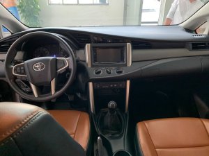 Toyota Innova 2019 - Màu xám, giá 629tr