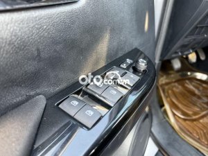 Toyota Hilux 2015 - Số sàn 2 cầu