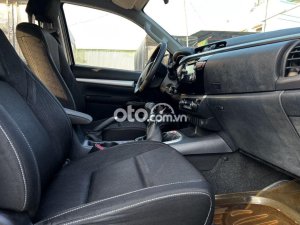 Toyota Hilux 2015 - Số sàn 2 cầu
