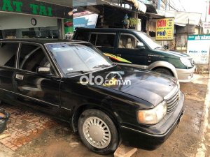 Toyota Crown 1991 - Màu đen, nhập khẩu