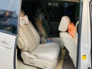 Toyota Previa 2009 - Màu bạc, xe nhập