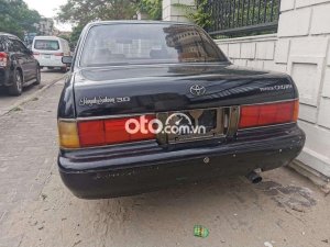 Toyota Crown 1995 - Màu đen, nhập khẩu còn mới