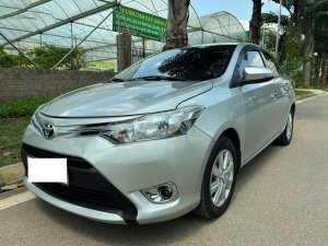 Toyota Vios 2015 - Xe màu bạc