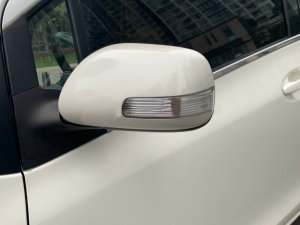 Toyota Yaris Verso 2010 - Màu trắng, nhập khẩu nguyên chiếc